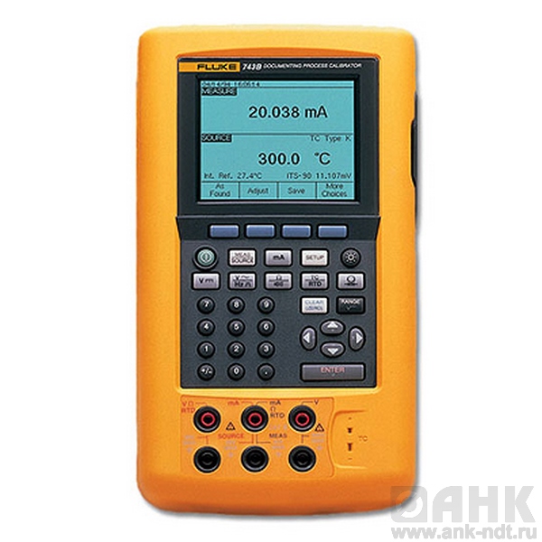 Регистрирующий калибратор Fluke 743B