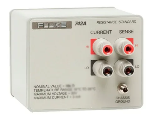 Cтандарт сопротивления Fluke 742A-100